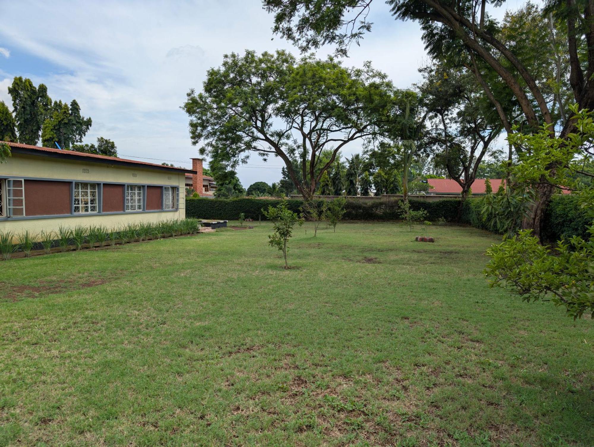 Dans Place Moshi Exterior photo